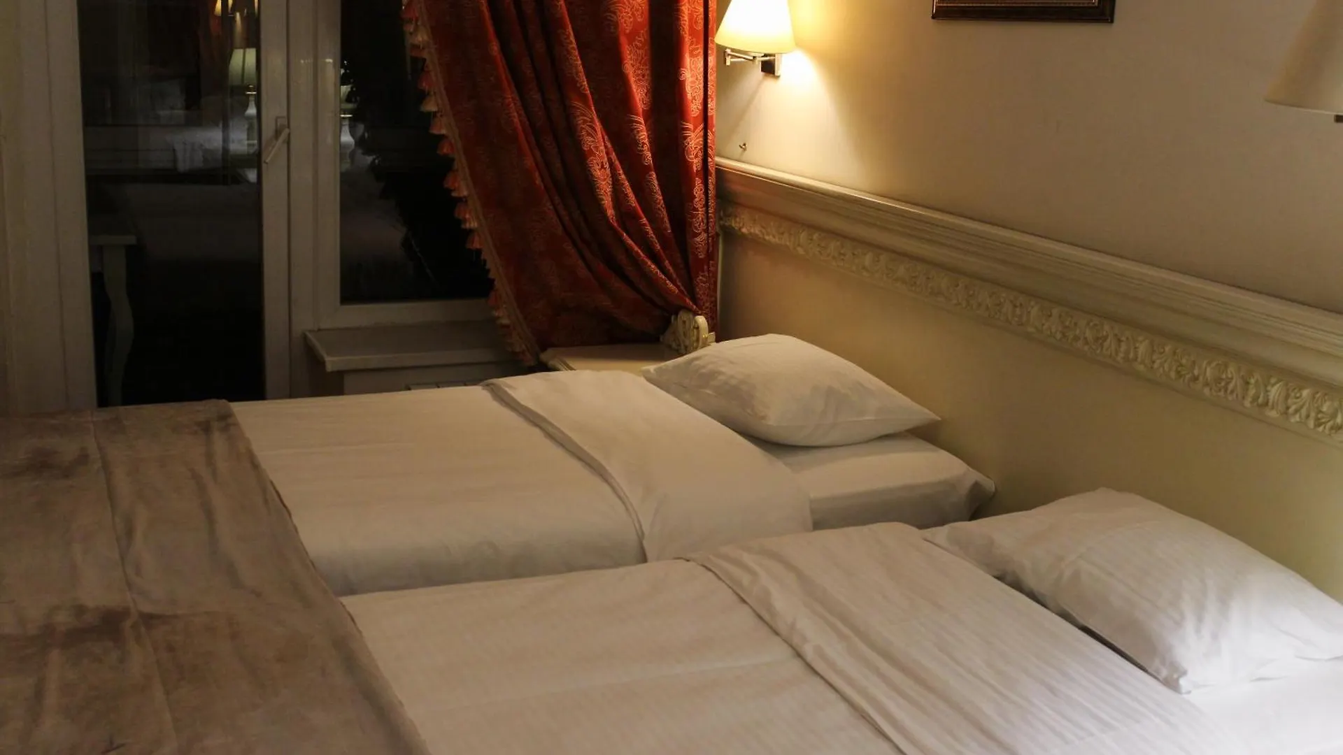 Royal City Hotel Kyiv 4*,  Ukraine