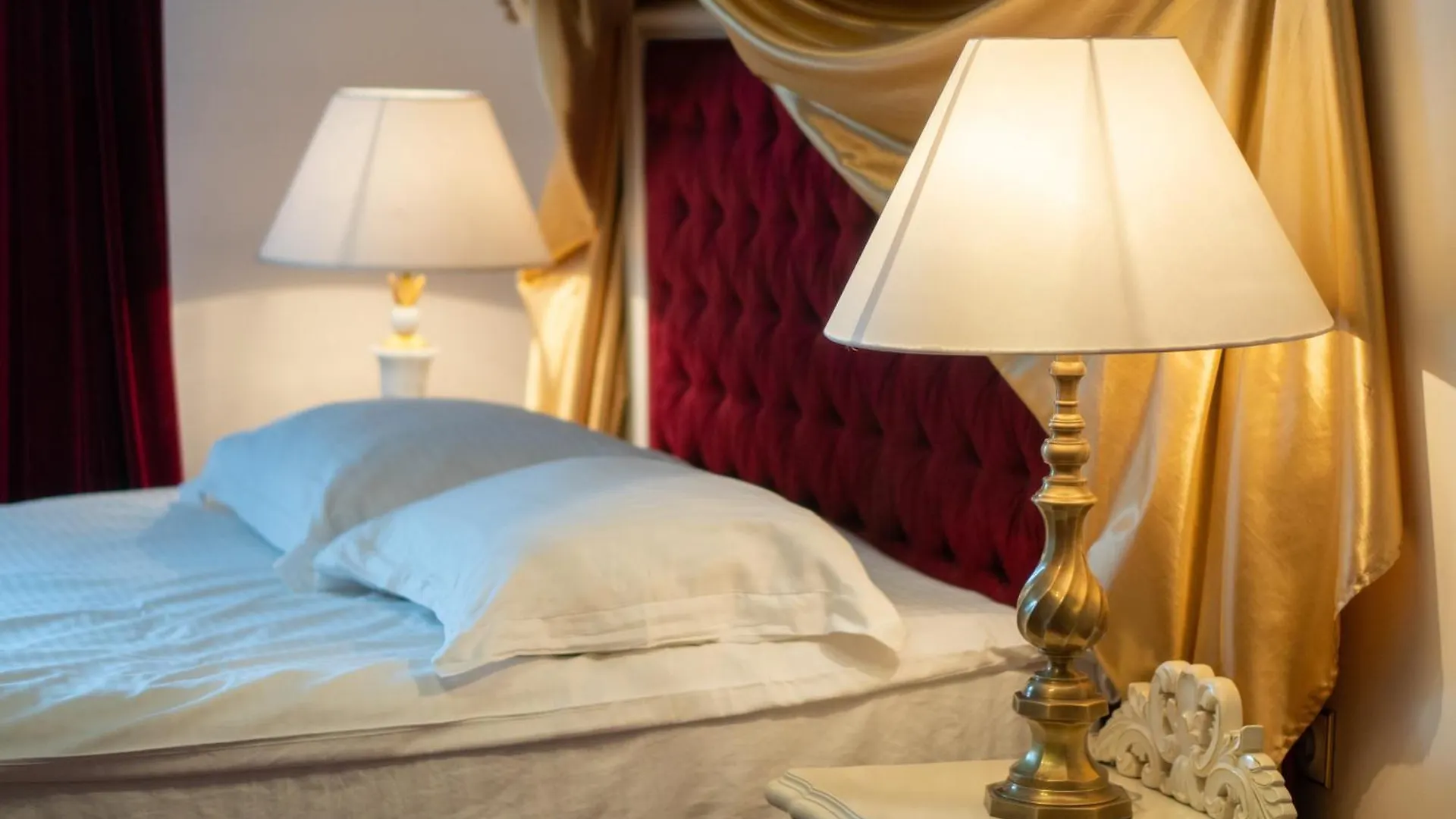 Royal City Hotel Kiev